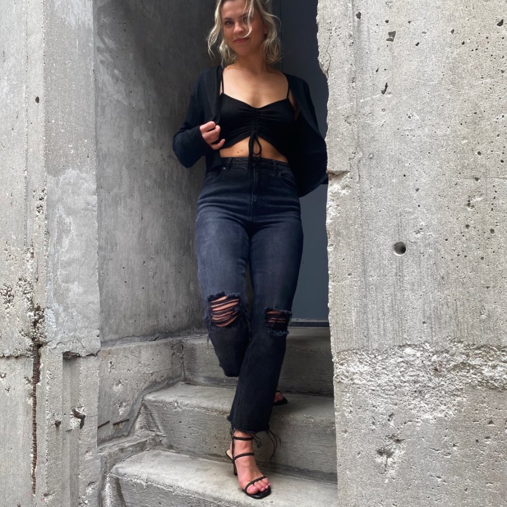 BLACK SET - Picture 2 of 2